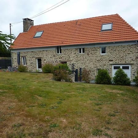 Maison Renovee Dans Le Bocage Normand Canisy Exterior photo